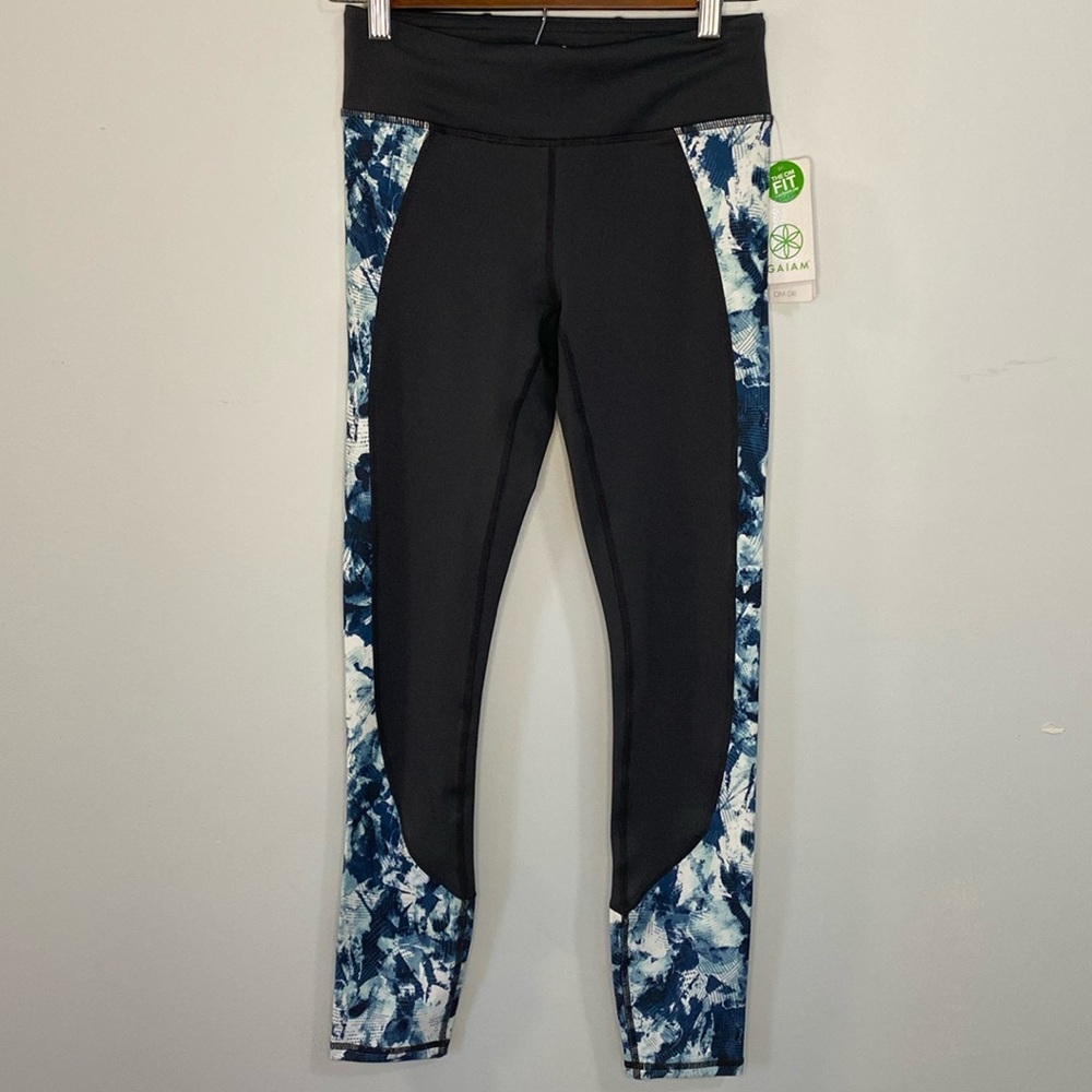 GAIAM 7/8 Leggings. Size XS